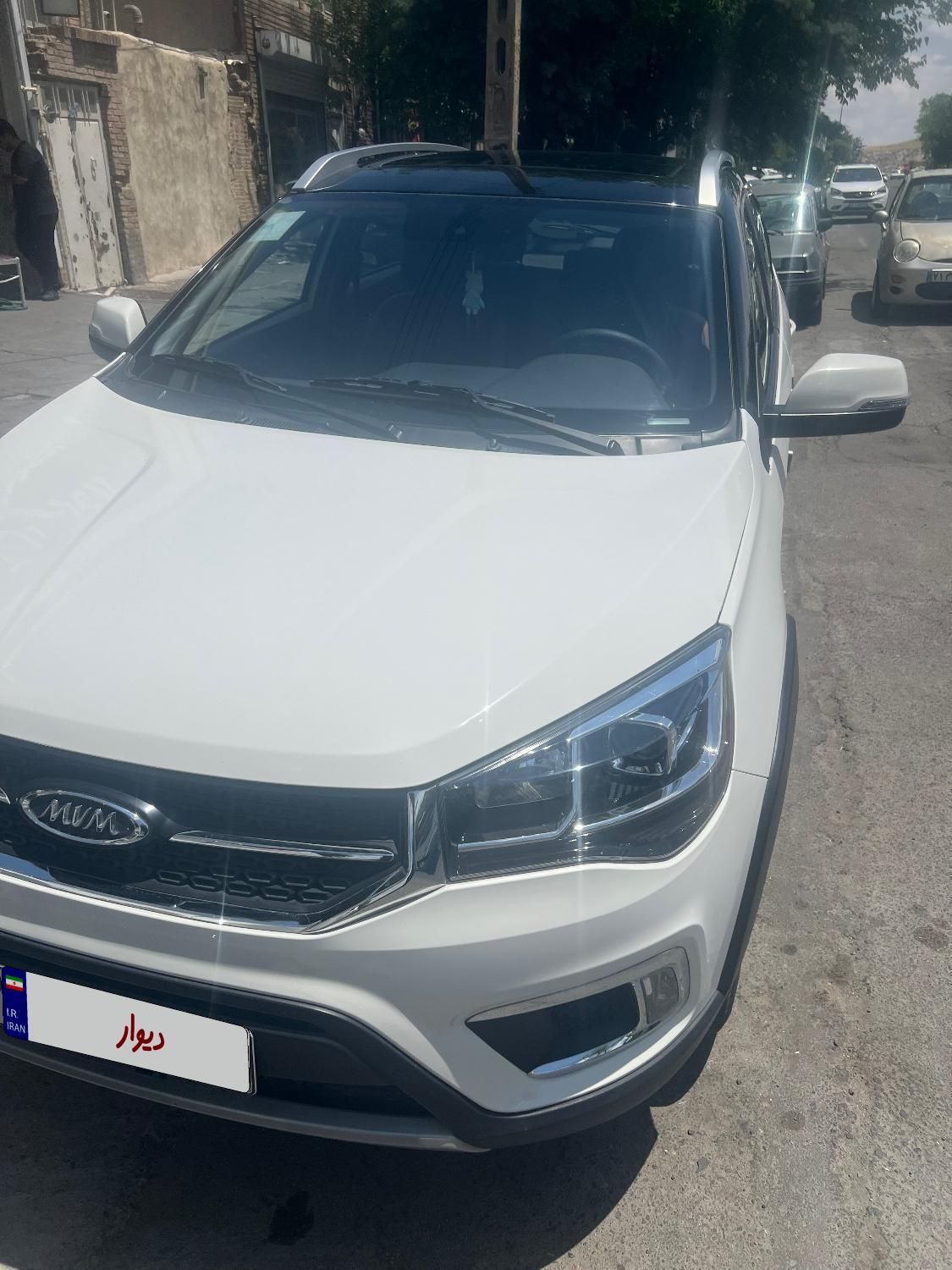 خودرو ام وی ام، X22 آگهی ann_18525454