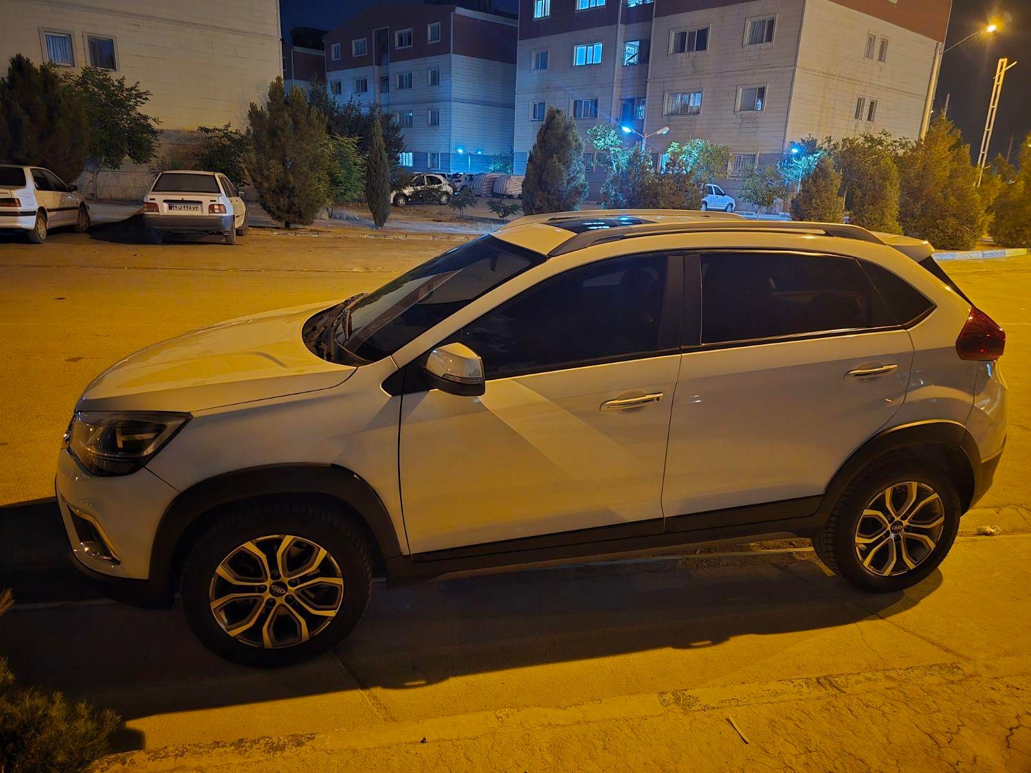 خودرو ام وی ام، X22 آگهی ann_18526394