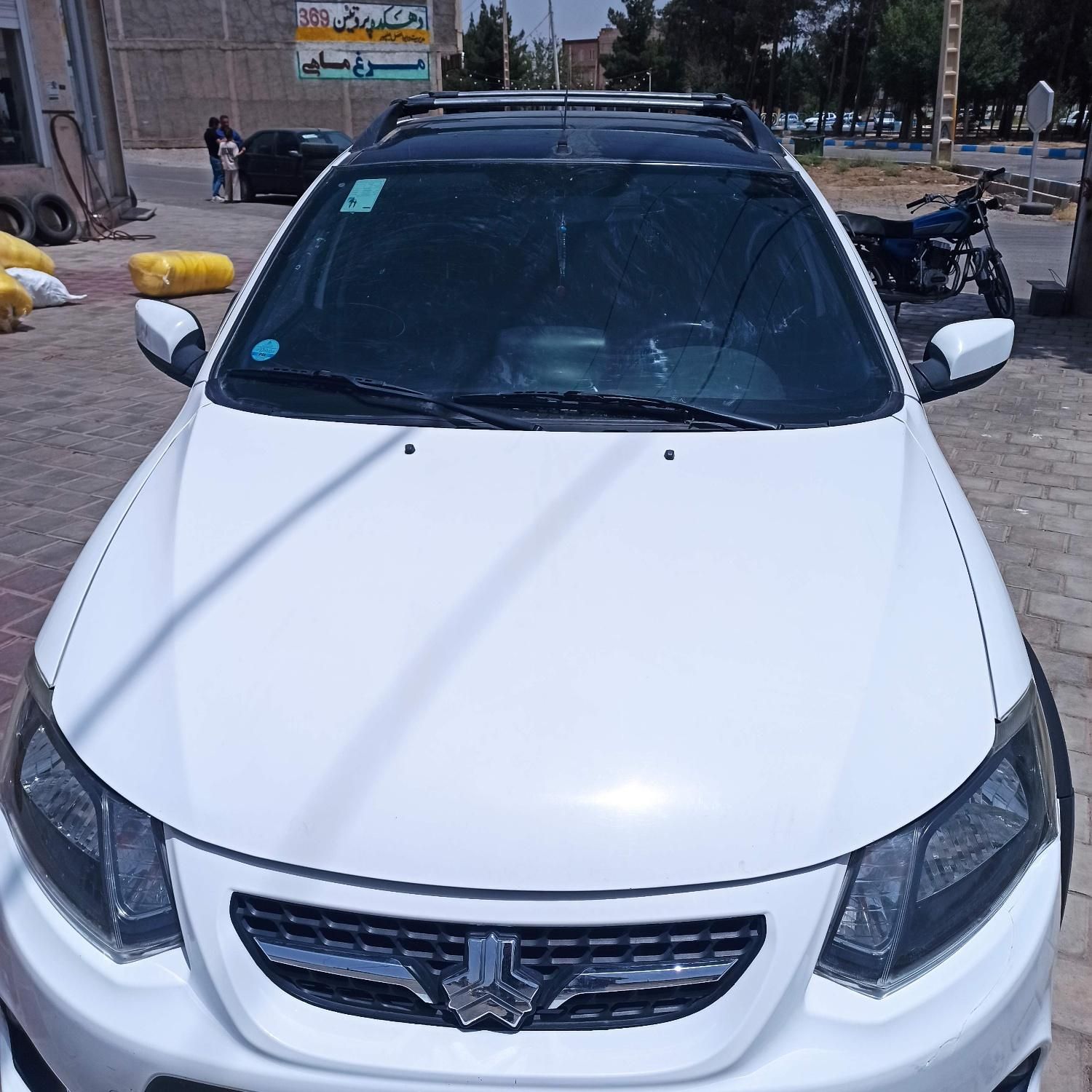 خودرو کوییک، R آگهی ann_18526479