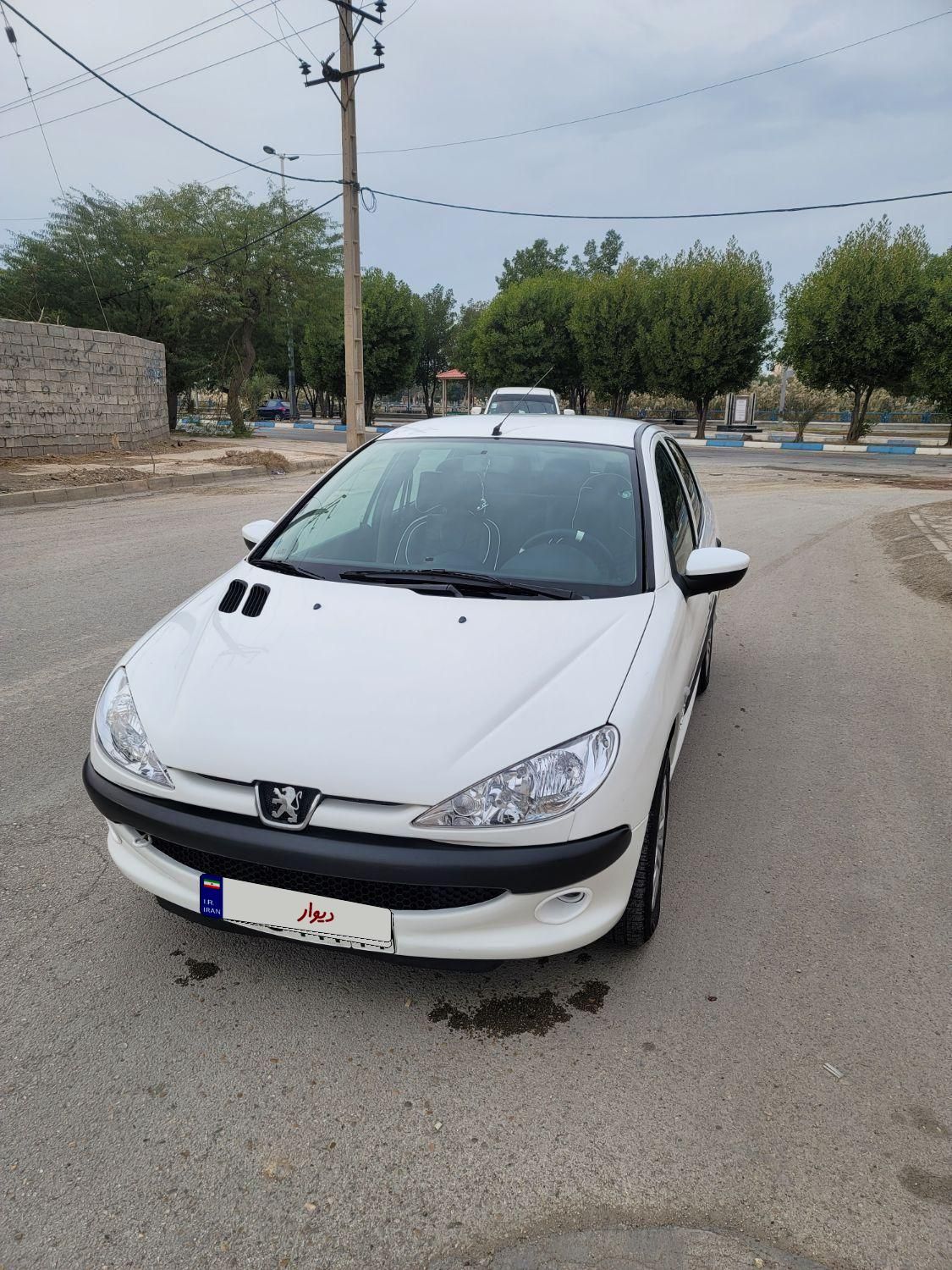 پژو ۲۰۶ صندوق دار v8 - 1396