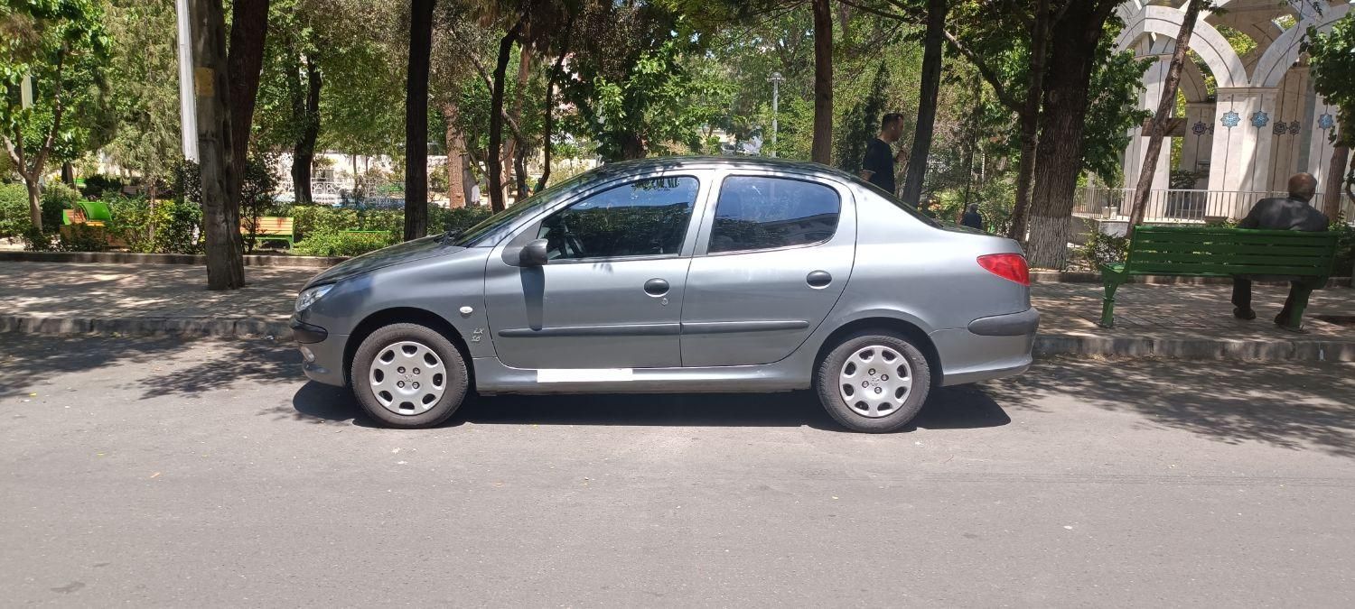 پژو ۲۰۶ صندوق دار v8 - 1397