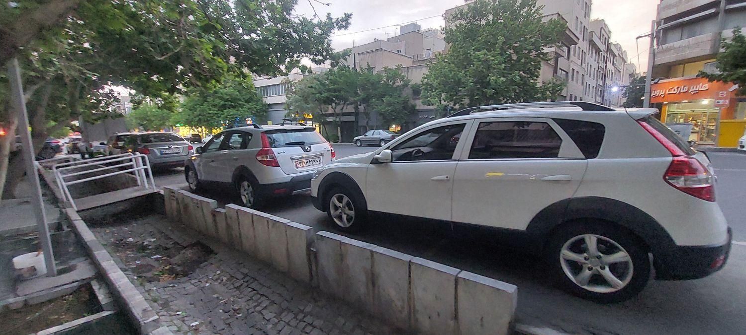 خودرو دانگ فنگ، H30 کراس آگهی ann_18527694