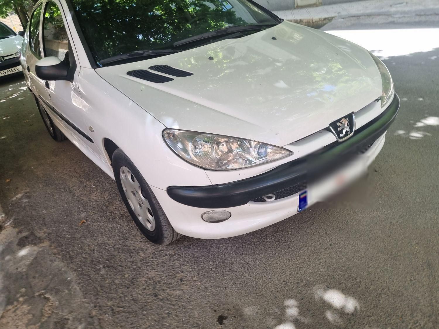پژو ۲۰۶ صندوق دار v8 - 1395