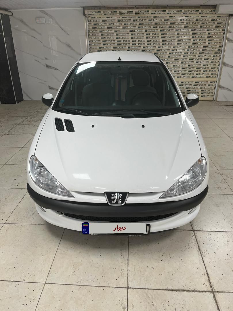 پژو ۲۰۶ صندوق دار v8 - 1394