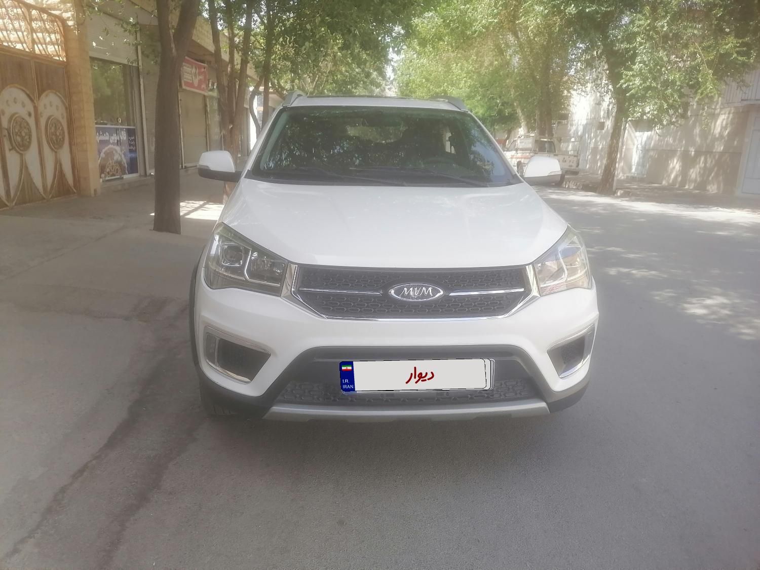 خودرو ام وی ام، X22 آگهی ann_18528722