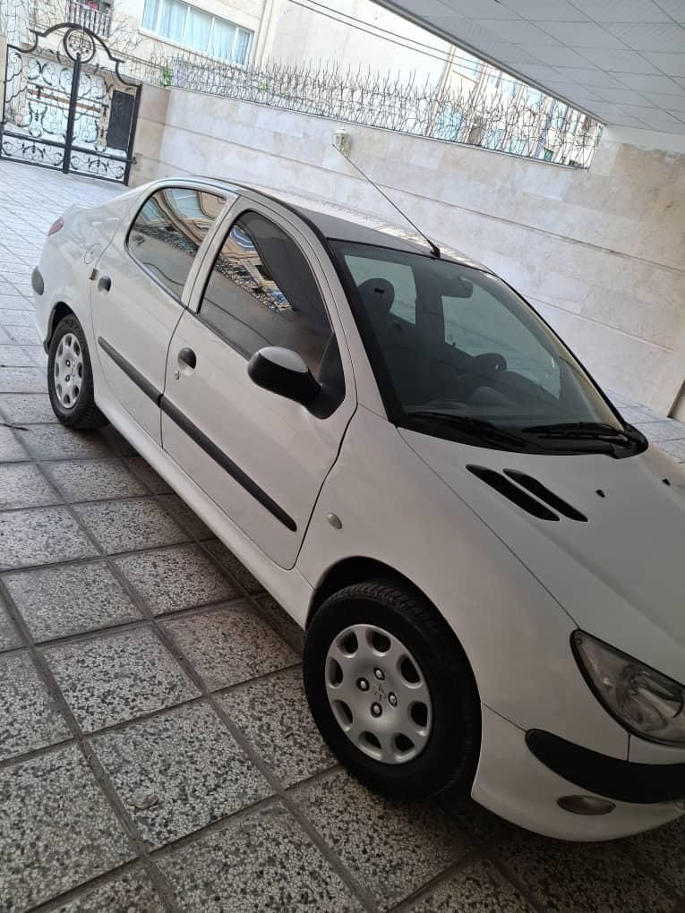 پژو ۲۰۶ صندوق دار v8 - 1393