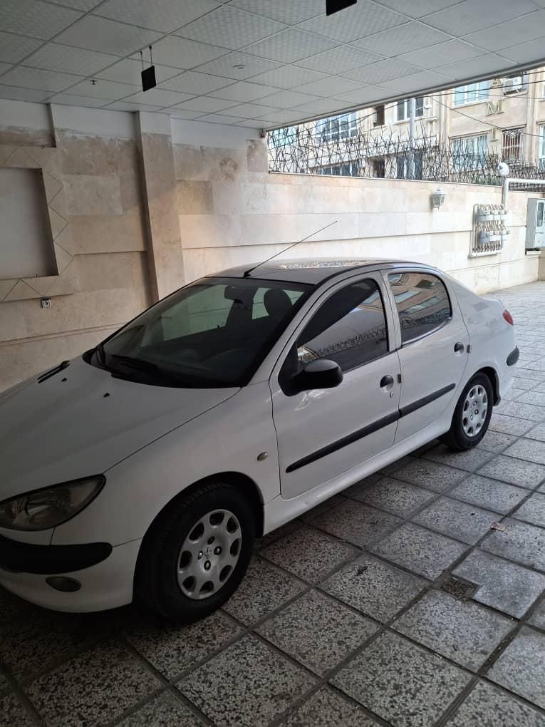 پژو ۲۰۶ صندوق دار v8 - 1393