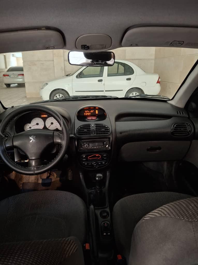 پژو ۲۰۶ صندوق دار v8 - 1393