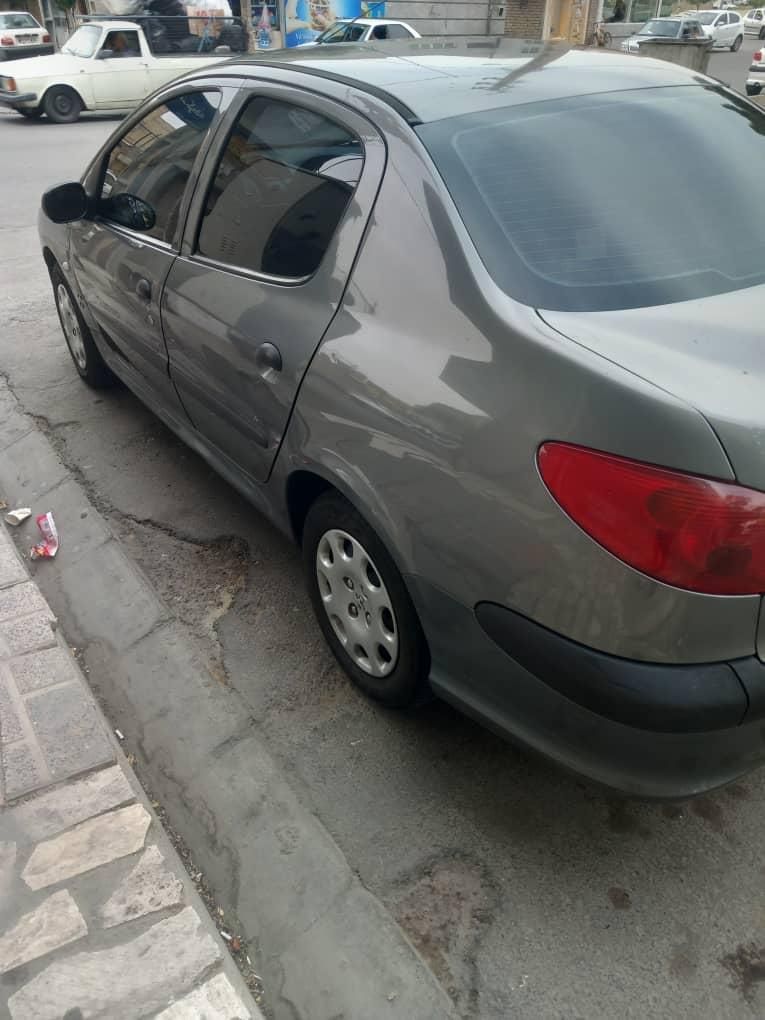 خودرو پژو، ۲۰۶ صندوق دار آگهی ann_18528919