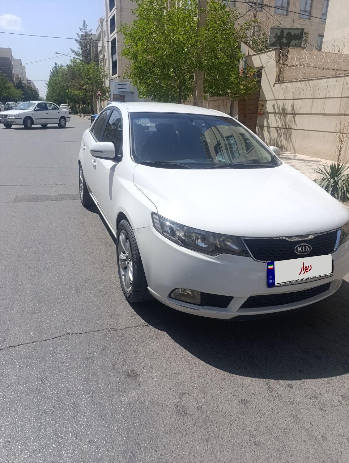 خودرو کیا، سراتو مونتاژ آگهی ann_18529994