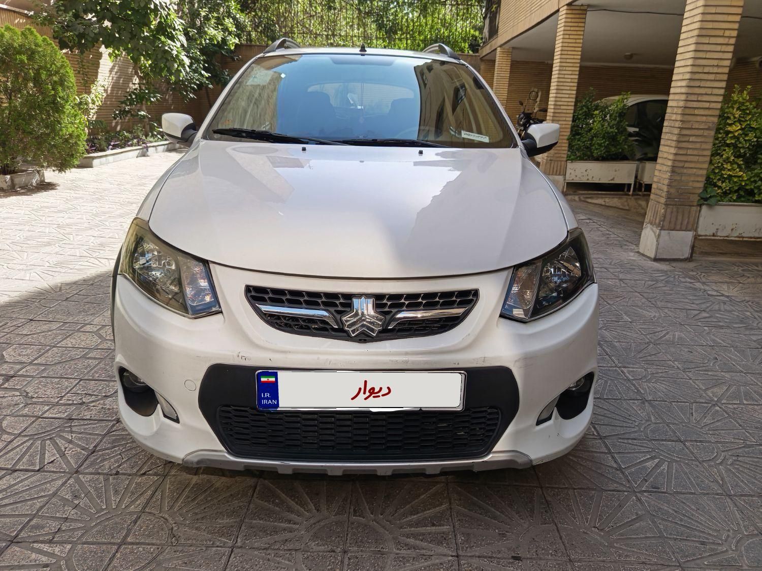 خودرو کوییک، معمولی آگهی ann_18530062