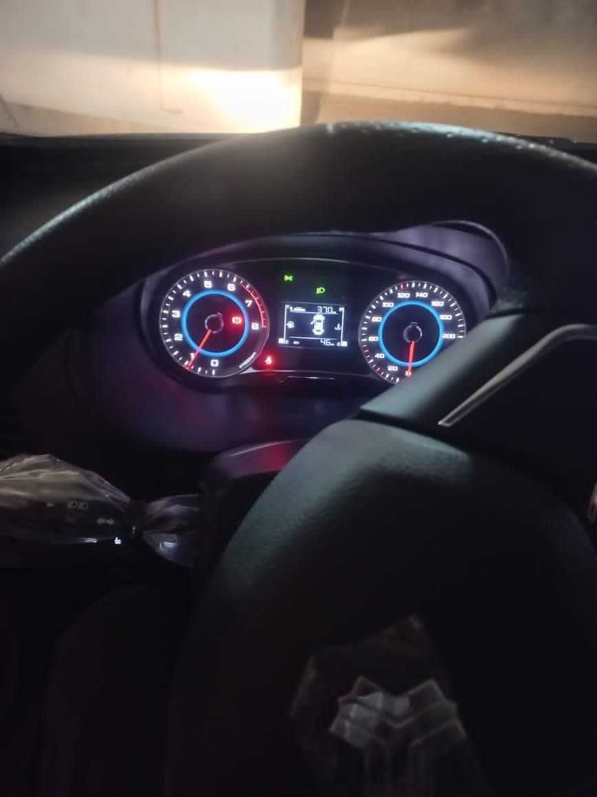 خودرو کوییک، R آگهی ann_18530084