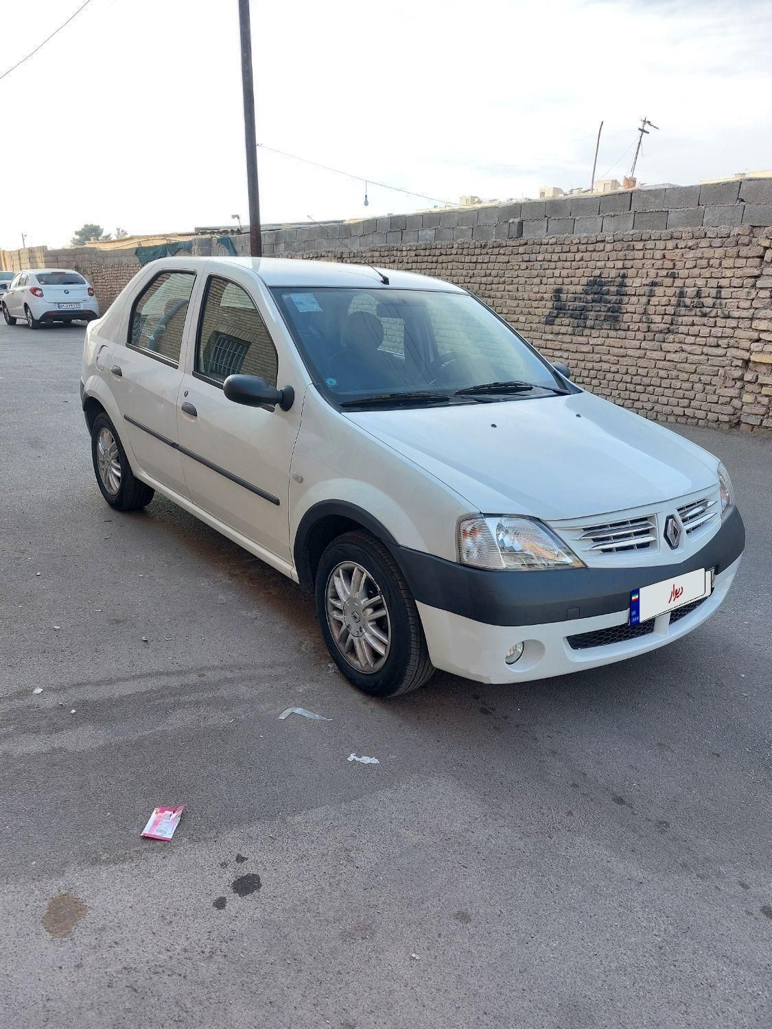 خودرو رنو، تندر 90 آگهی ann_18530105