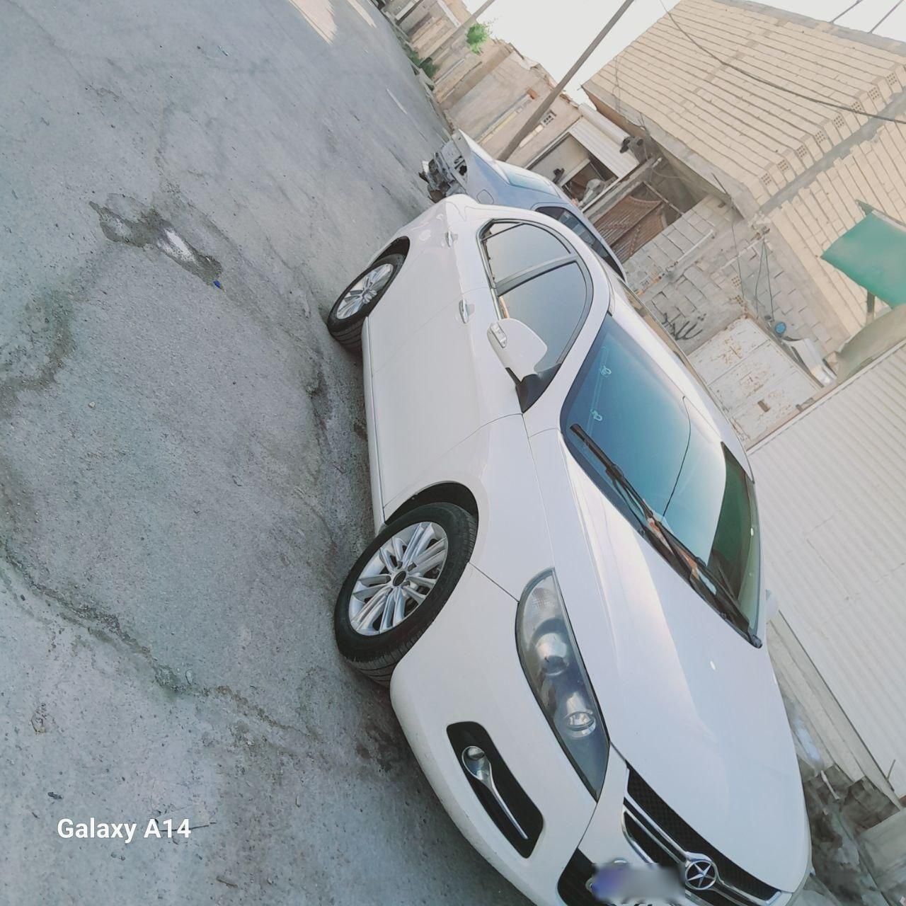 جک J5 اتوماتیک - 2015