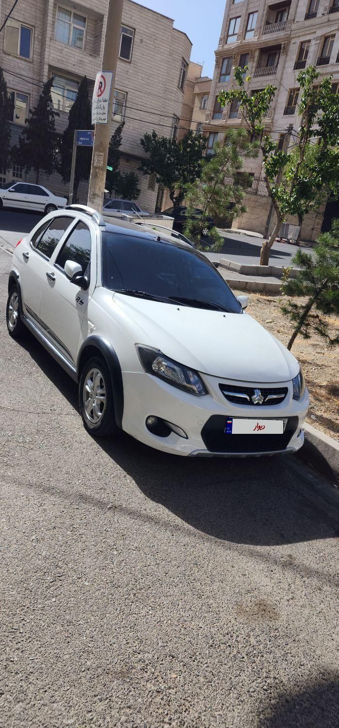 خودرو کوییک، R آگهی ann_18530371