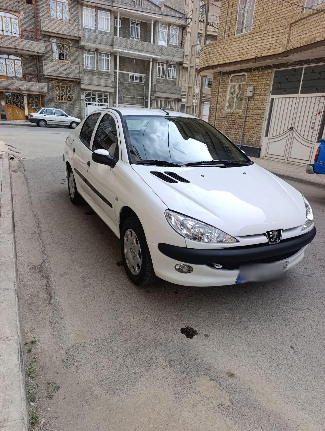 خودرو پژو، ۲۰۶ صندوق دار آگهی ann_18530463