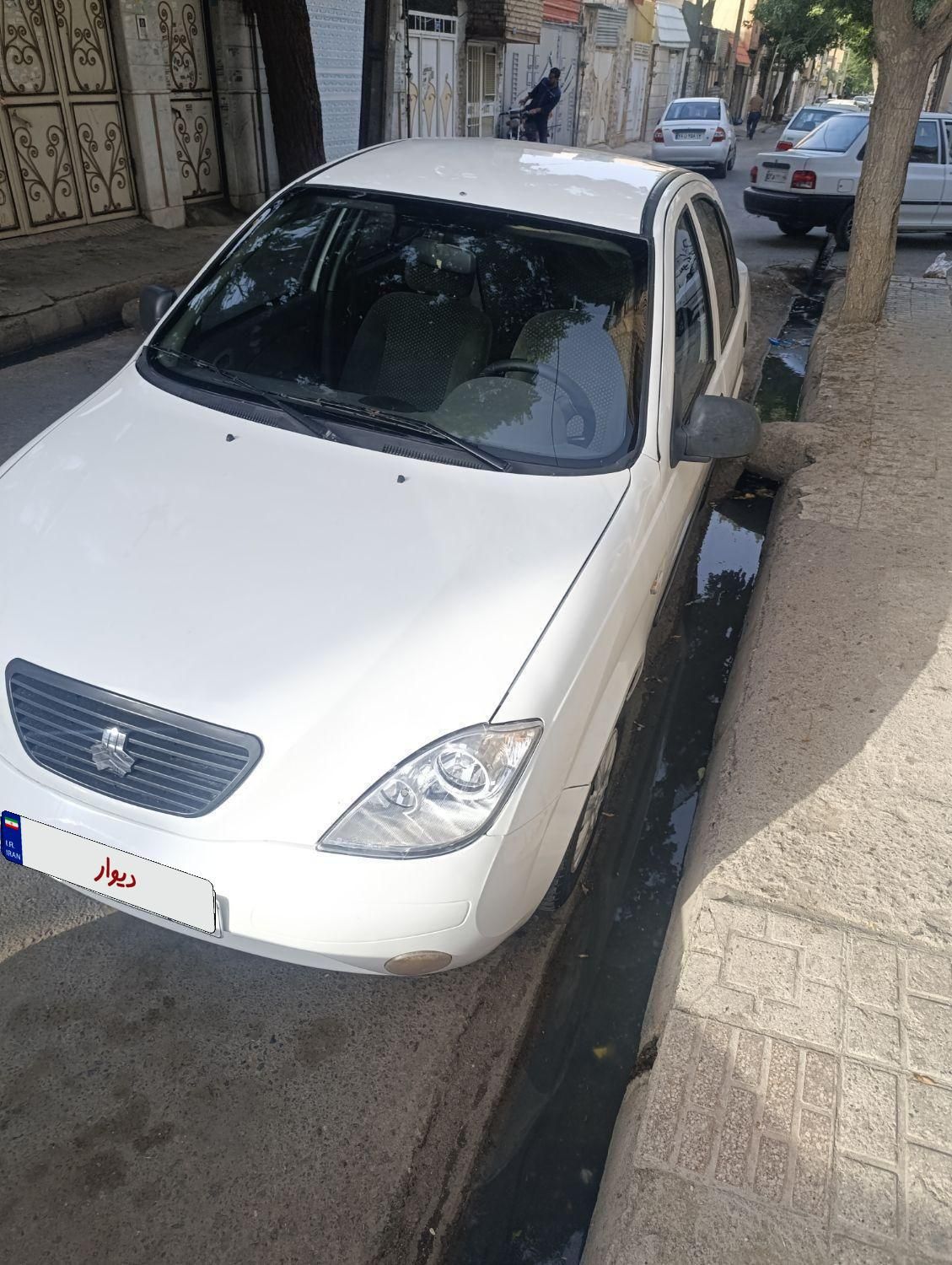 تیبا صندوق دار SX - 1391