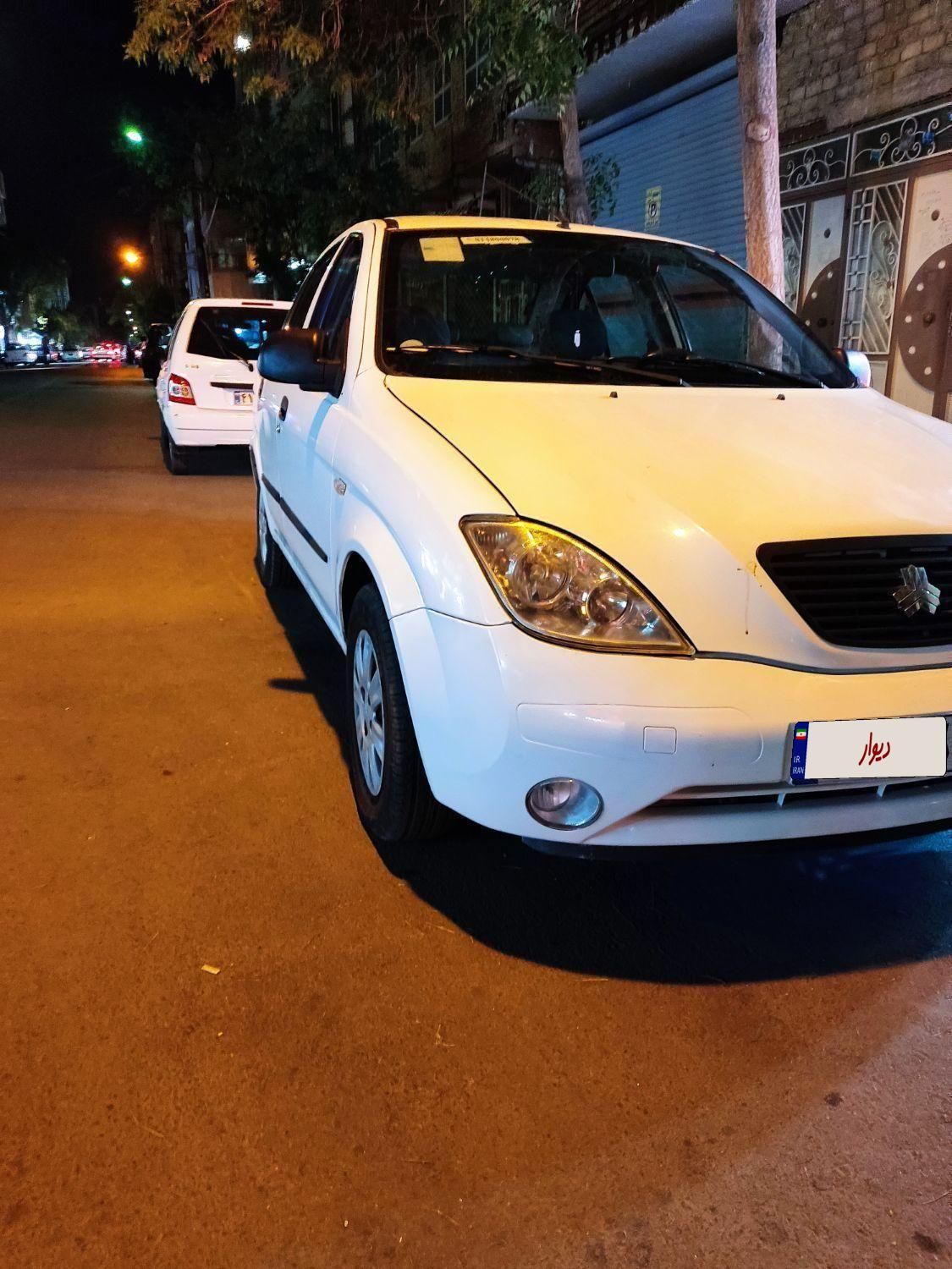 تیبا صندوق دار SX - 1401