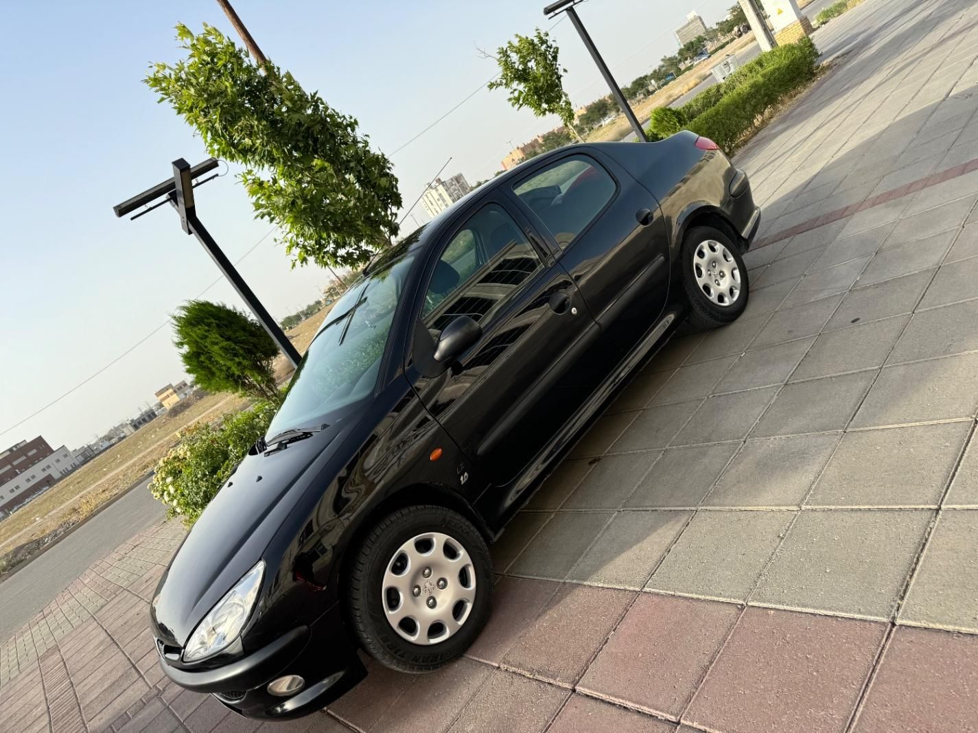 پژو ۲۰۶ صندوق دار v8 - 1396