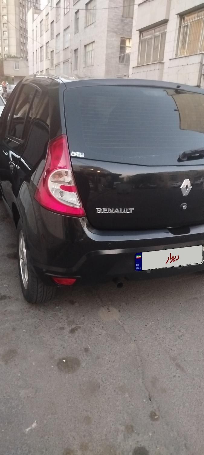 خودرو رنو، ساندرو آگهی ann_18530805