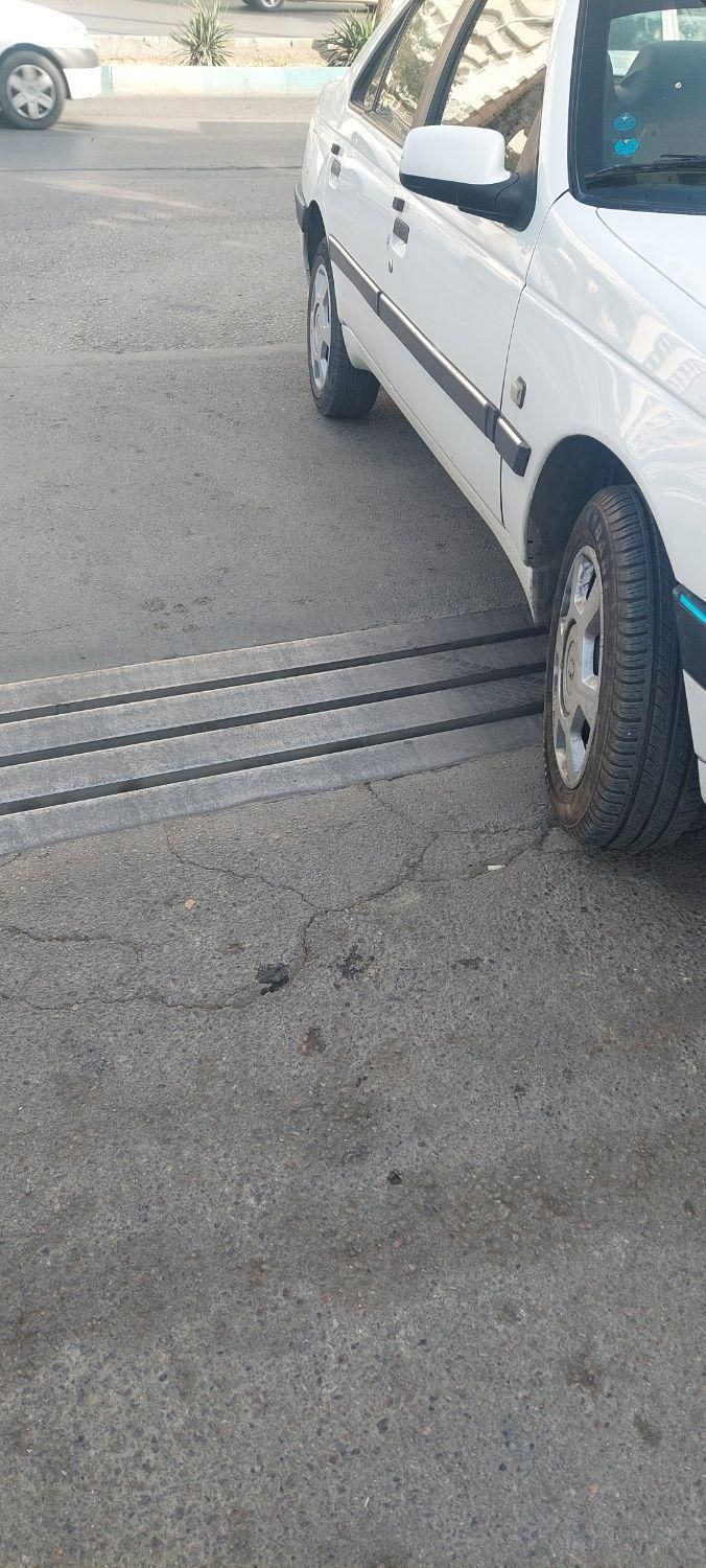 پژو 405 SLX بنزینی TU5 - 1400