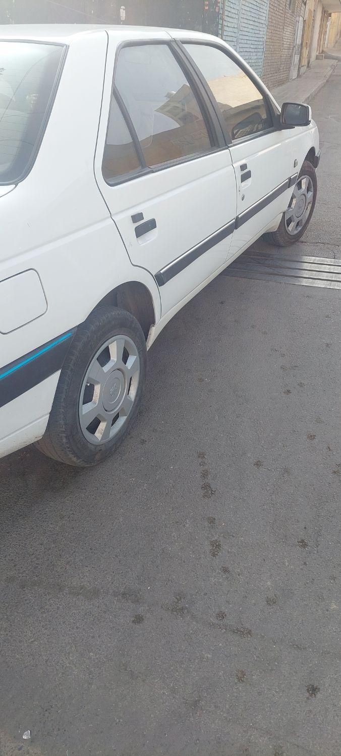 پژو 405 SLX بنزینی TU5 - 1400