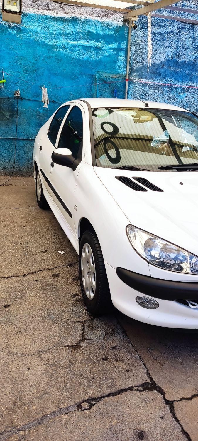 پژو ۲۰۶ صندوق دار v8 - 1399
