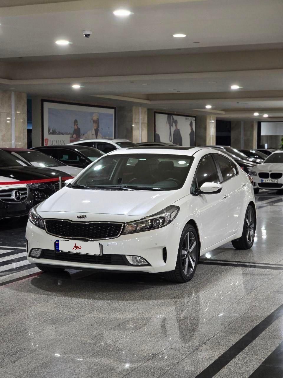 کیا سراتو 2.0 لیتر اتوماتیک GT لاین - 2017