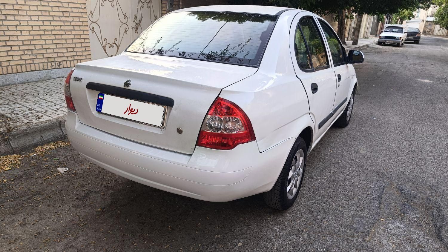 تیبا صندوق دار SX - 1392