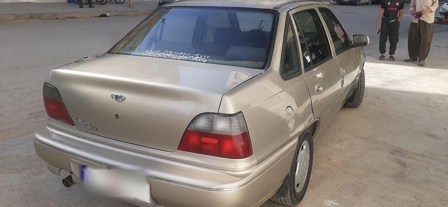 دوو سیلو سدان - 2004