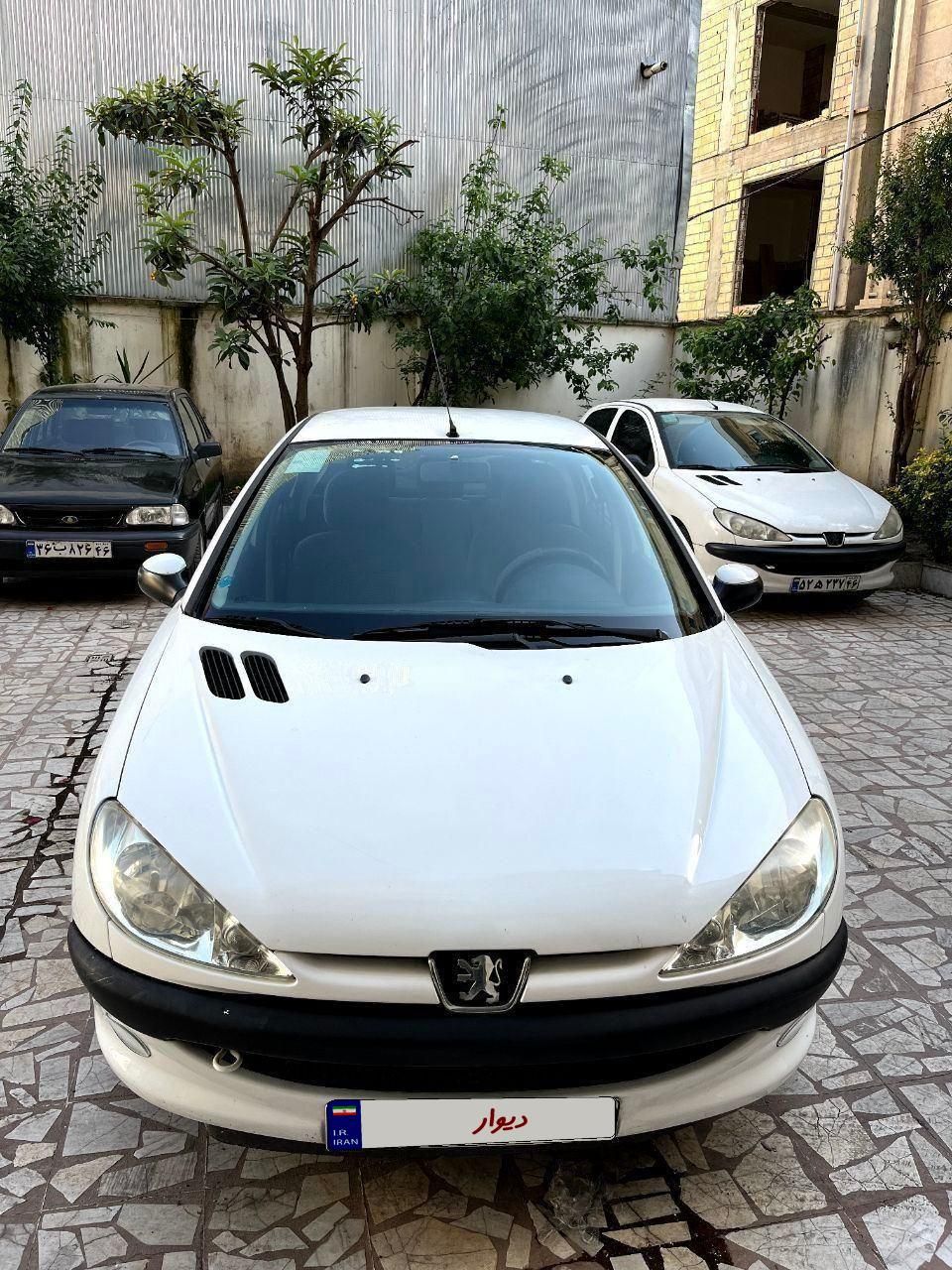 پژو ۲۰۶ صندوق دار v8 - 1395