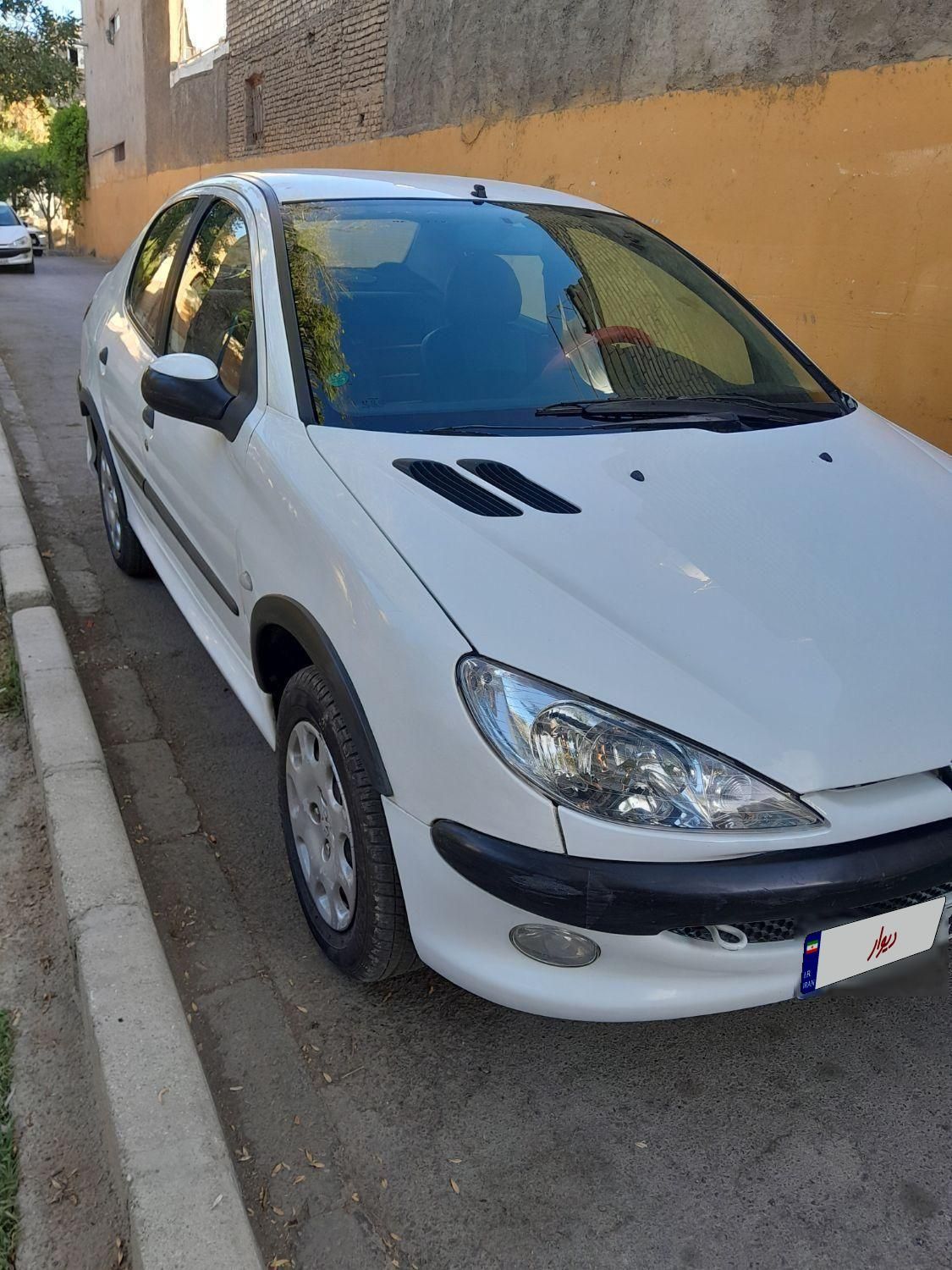 پژو ۲۰۶ صندوق دار v20 - 1390