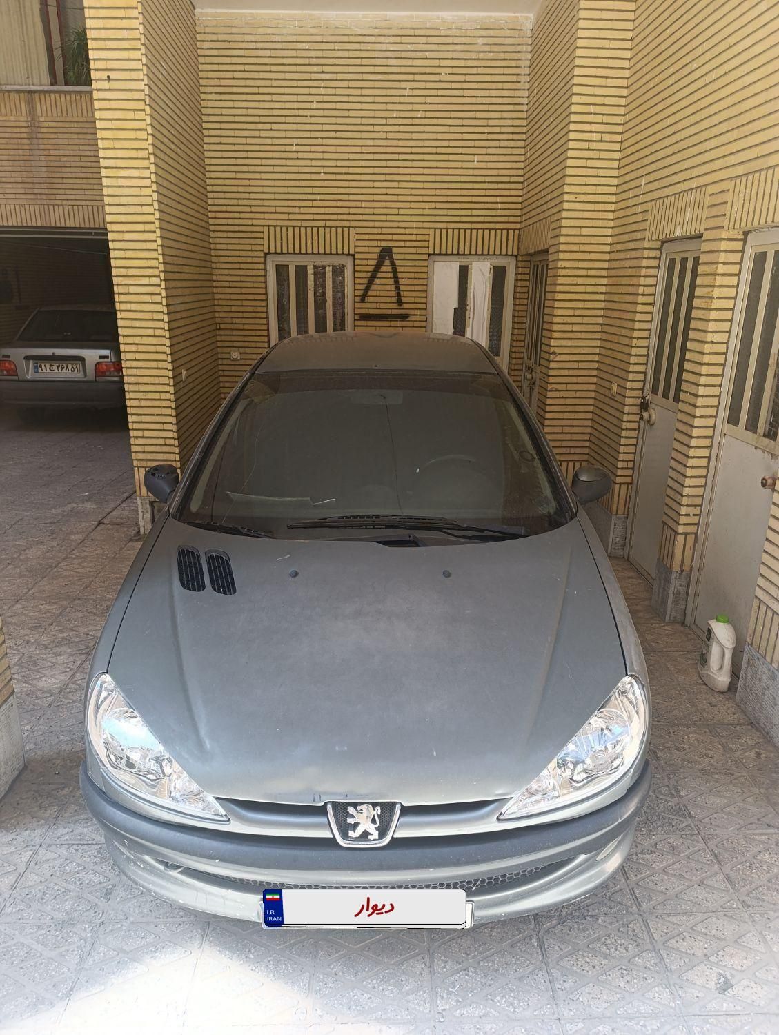 پژو ۲۰۶ صندوق دار v8 - 1385
