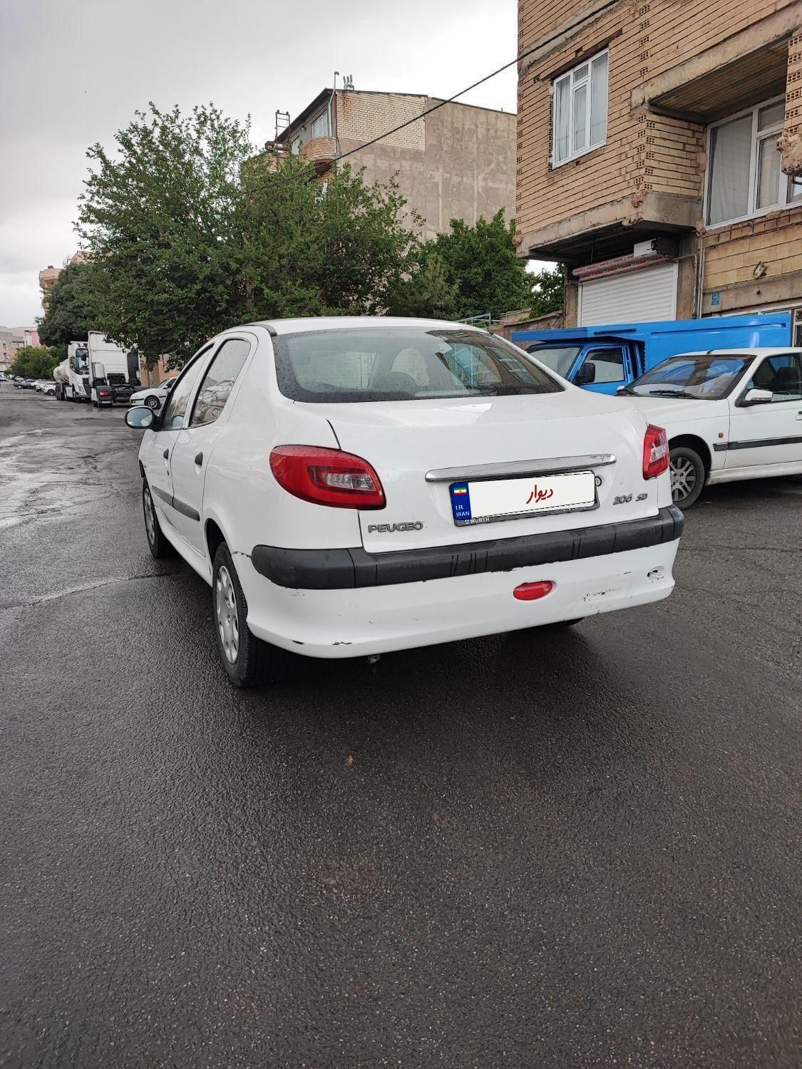 پژو ۲۰۶ صندوق دار v20 - 1389