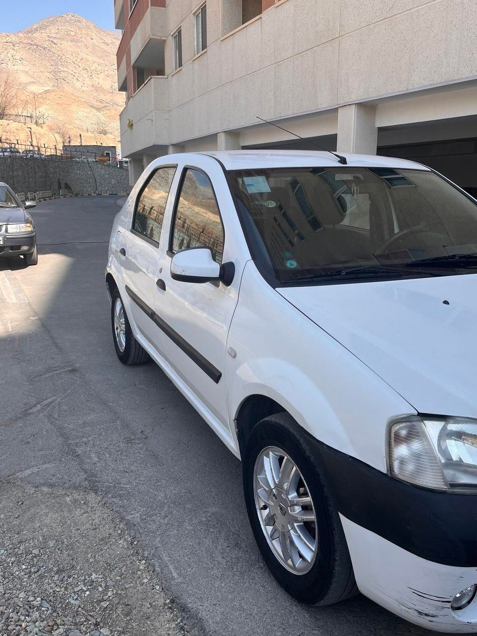 خودرو رنو، پارس تندر آگهی ann_18533192