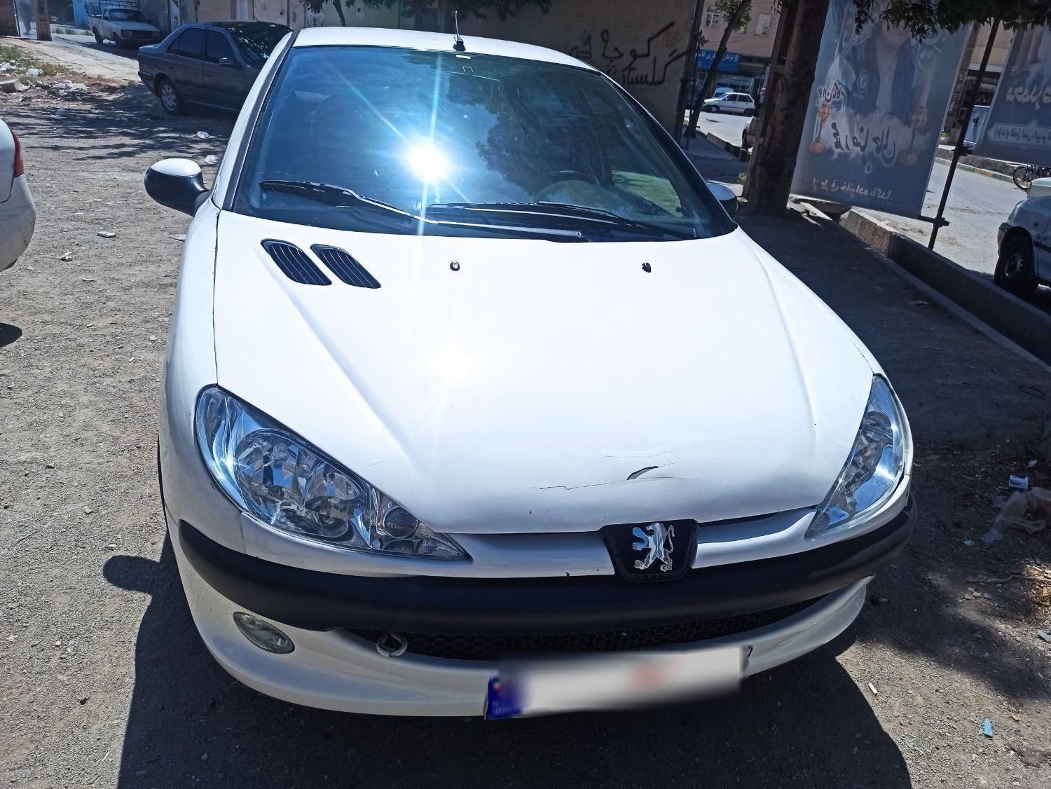 پژو ۲۰۶ صندوق دار v8 - 1386