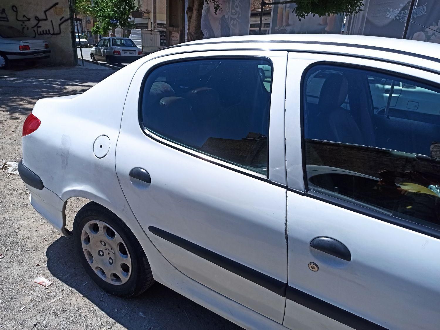 پژو ۲۰۶ صندوق دار v8 - 1386