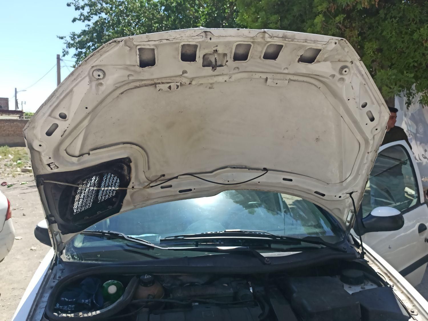پژو ۲۰۶ صندوق دار v8 - 1386