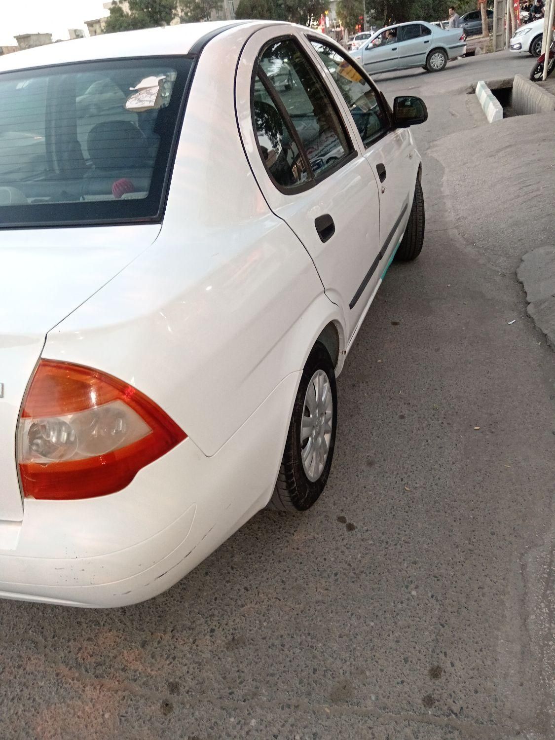 تیبا صندوق دار EX - 1395