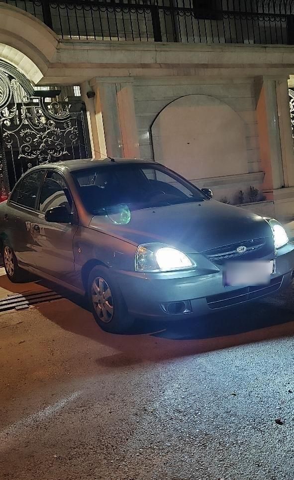 کیا ریو مونتاژ دنده ای LS - 2007