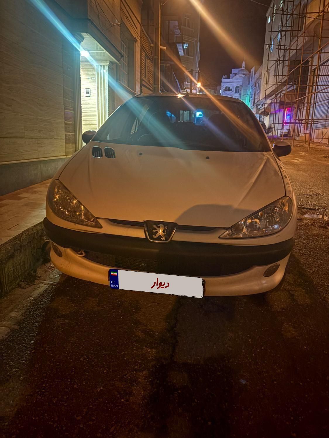 پژو ۲۰۶ صندوق دار v8 - 1399