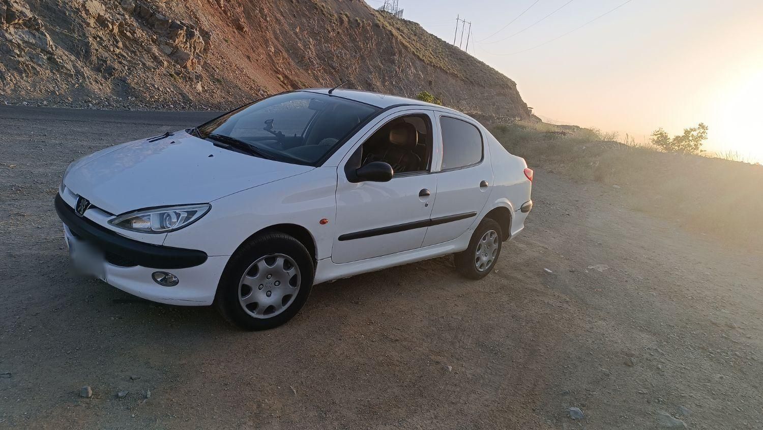 پژو ۲۰۶ صندوق دار v20 - 1390