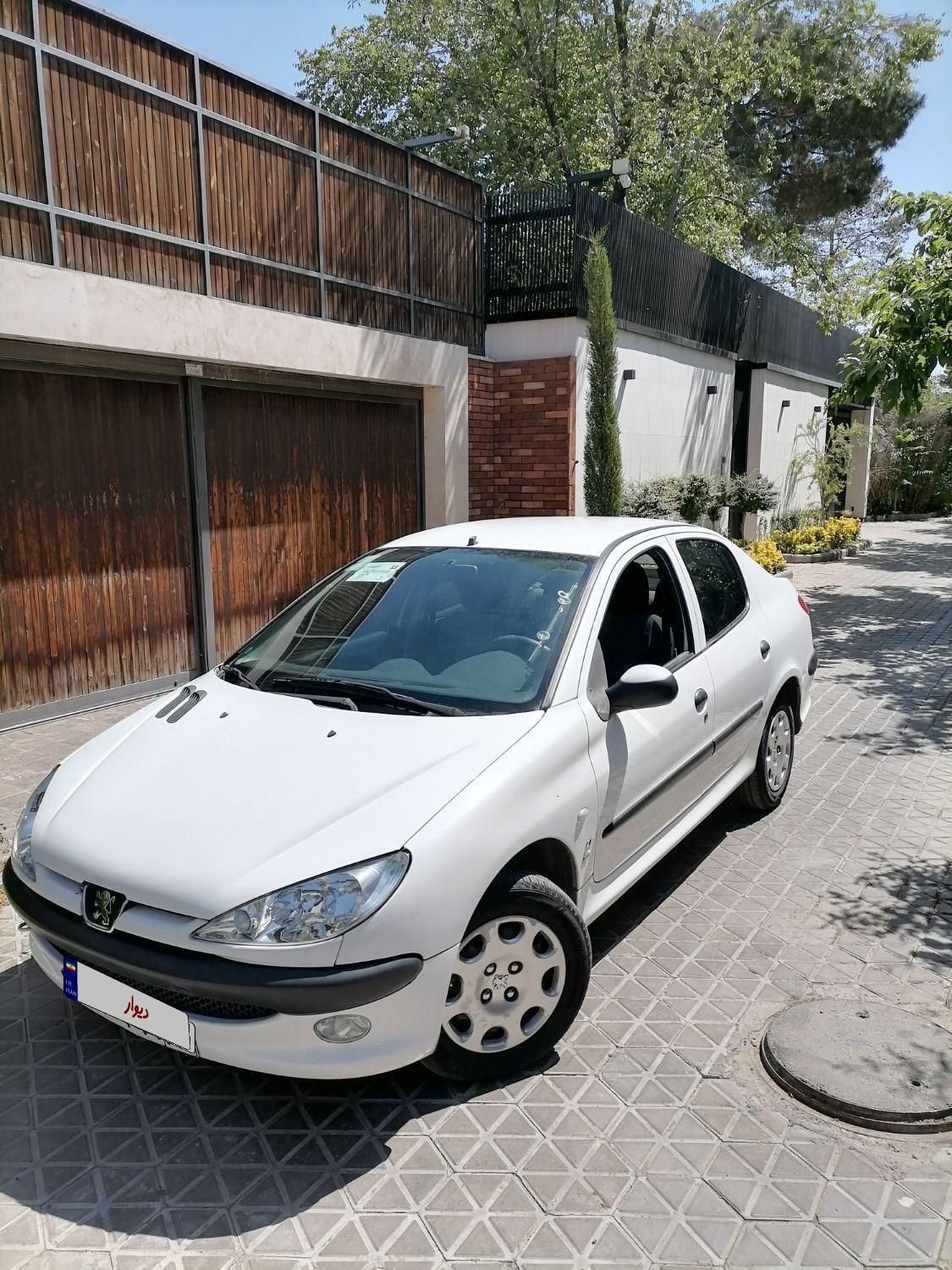 پژو ۲۰۶ صندوق دار v8 - 1395