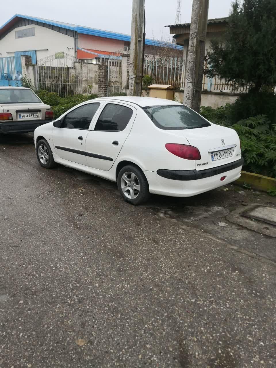 پژو ۲۰۶ صندوق دار v8 - 1388