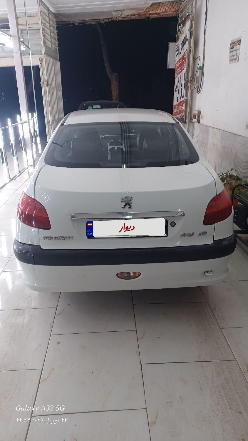 پژو ۲۰۶ صندوق دار v8 - 1389