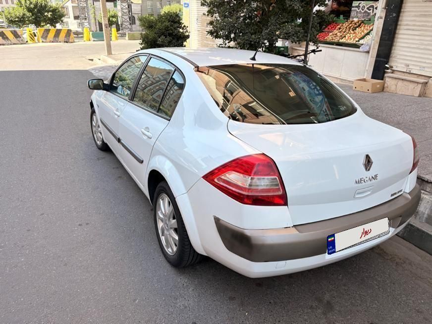 رنو مگان پارس خودرو 2000 - 2011