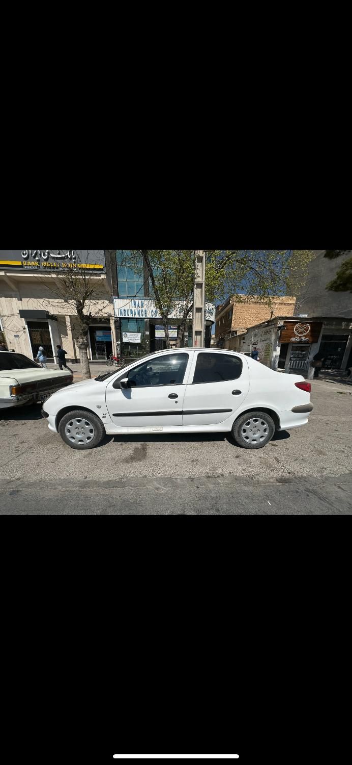 خودرو پژو، ۲۰۶ صندوق دار آگهی ann_18538911