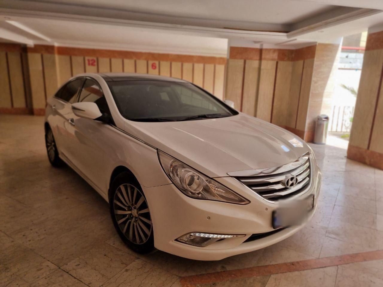 هیوندای سوناتا فول YF - 2014