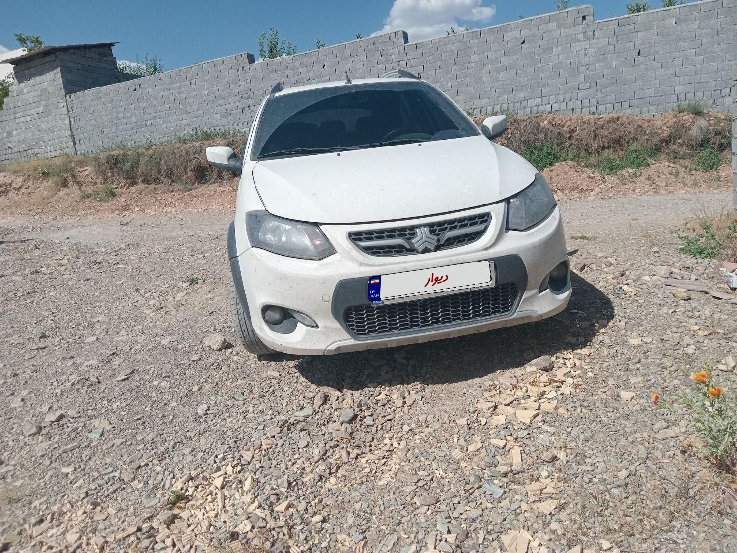خودرو کوییک، معمولی آگهی ann_18540446