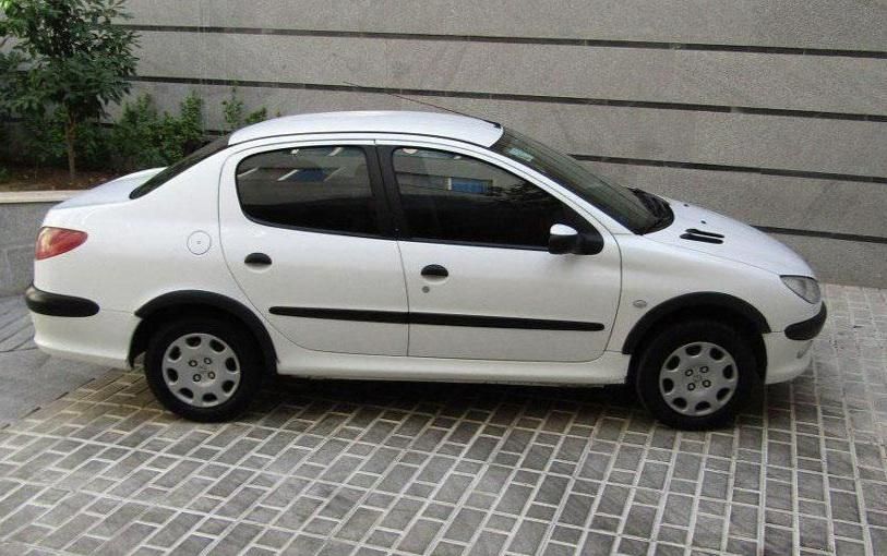 پژو ۲۰۶ صندوق دار v8 - 1398